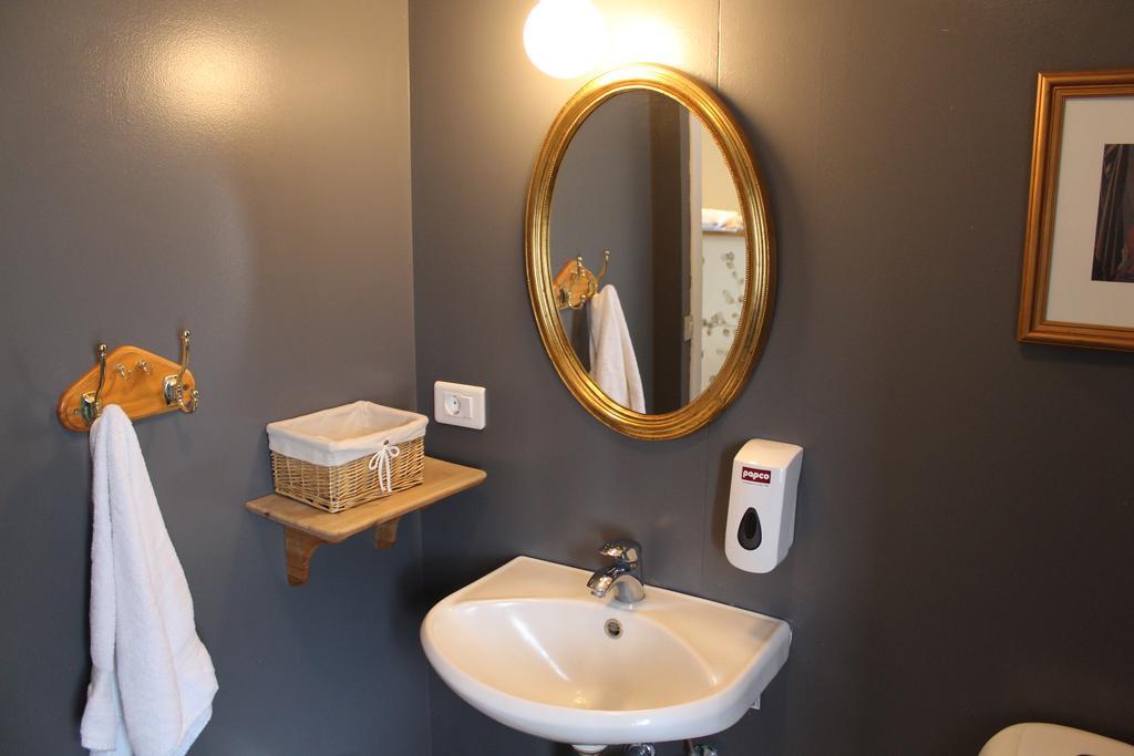Lonsa Guesthouse Акурейри Экстерьер фото