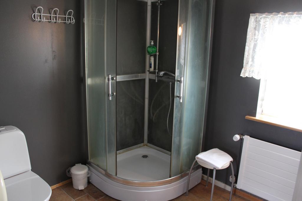 Lonsa Guesthouse Акурейри Экстерьер фото